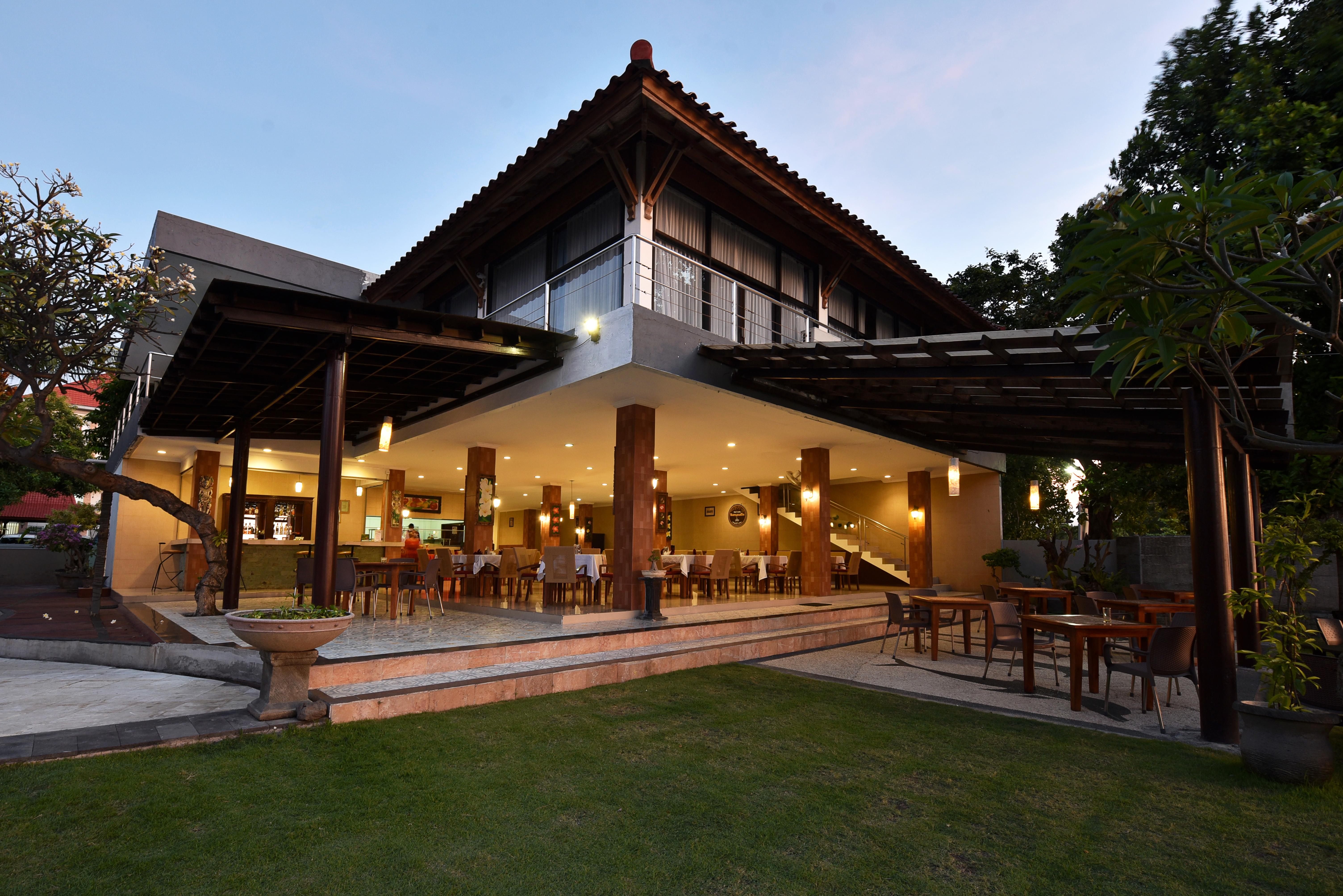 Puri Saron Hotel Baruna Beach Lovina Exterior foto