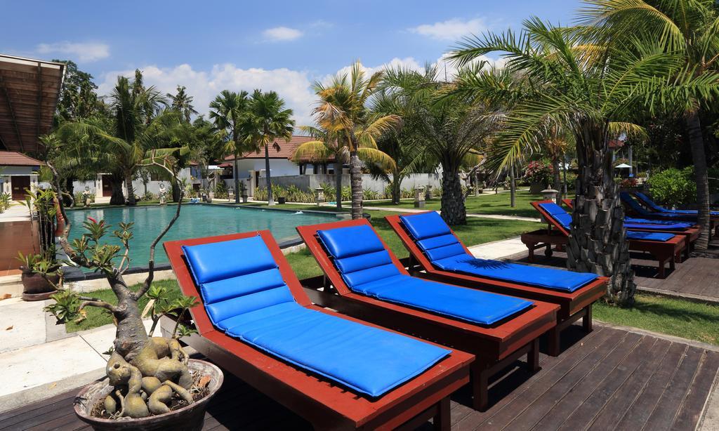 Puri Saron Hotel Baruna Beach Lovina Exterior foto