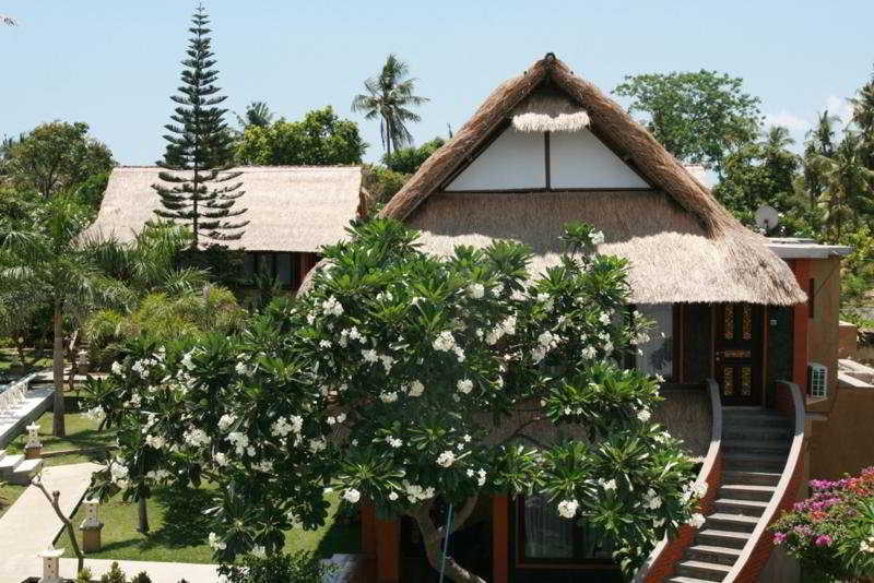 Puri Saron Hotel Baruna Beach Lovina Exterior foto