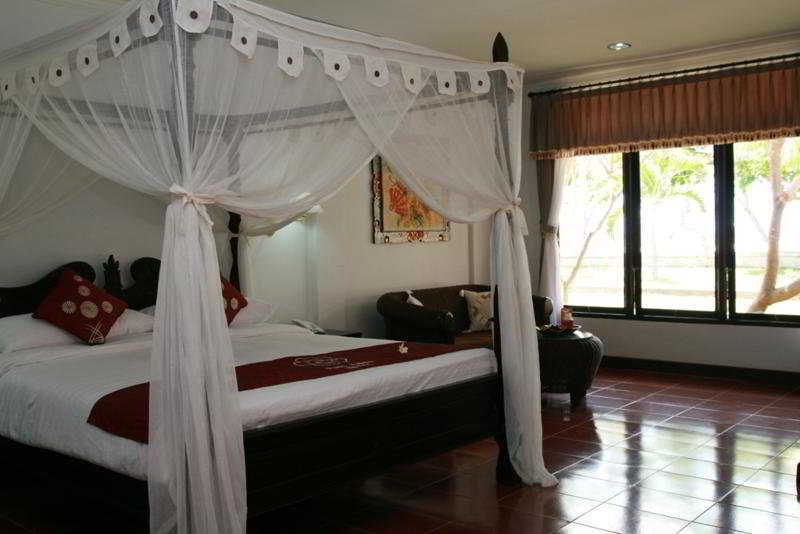 Puri Saron Hotel Baruna Beach Lovina Exterior foto